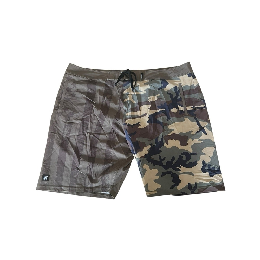 Freedom Industries USA Flag Camo Board Shorts Mens 42 Swim Trunks Patriot